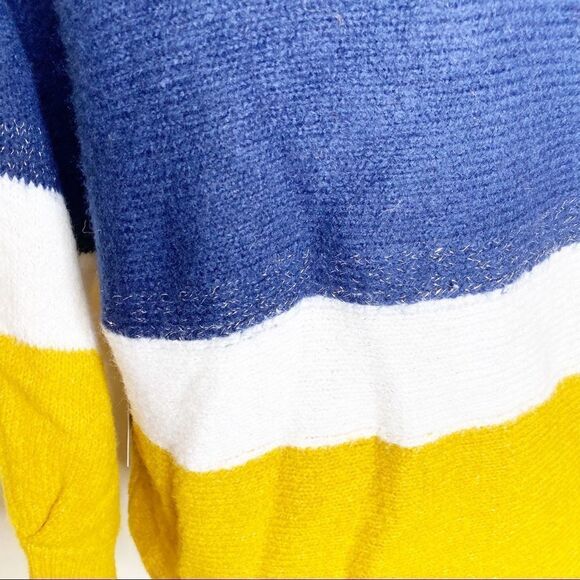 1. State Golden V-Neck Pullover Sweater Large - Picture 8 of 10